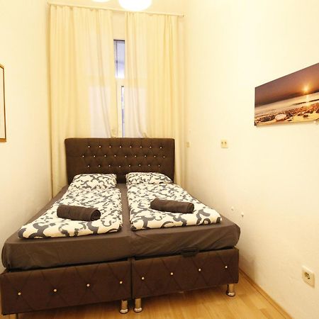 Comfortable Rooms Near Schonbrunn Palace ウィーン エクステリア 写真