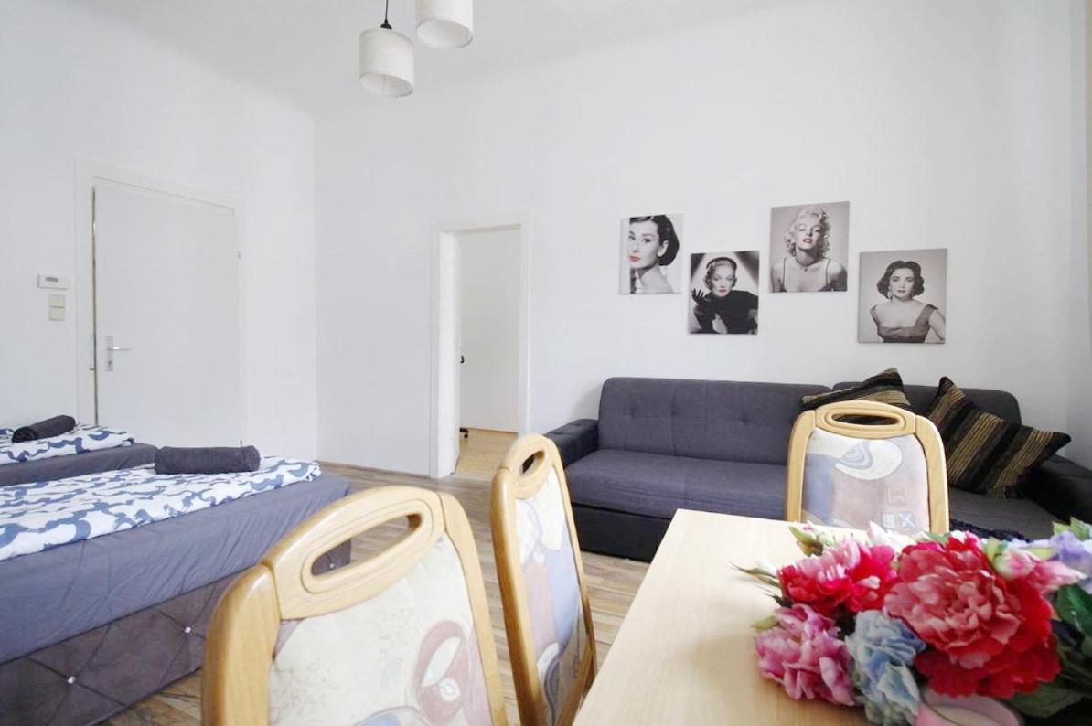 Comfortable Rooms Near Schonbrunn Palace ウィーン エクステリア 写真