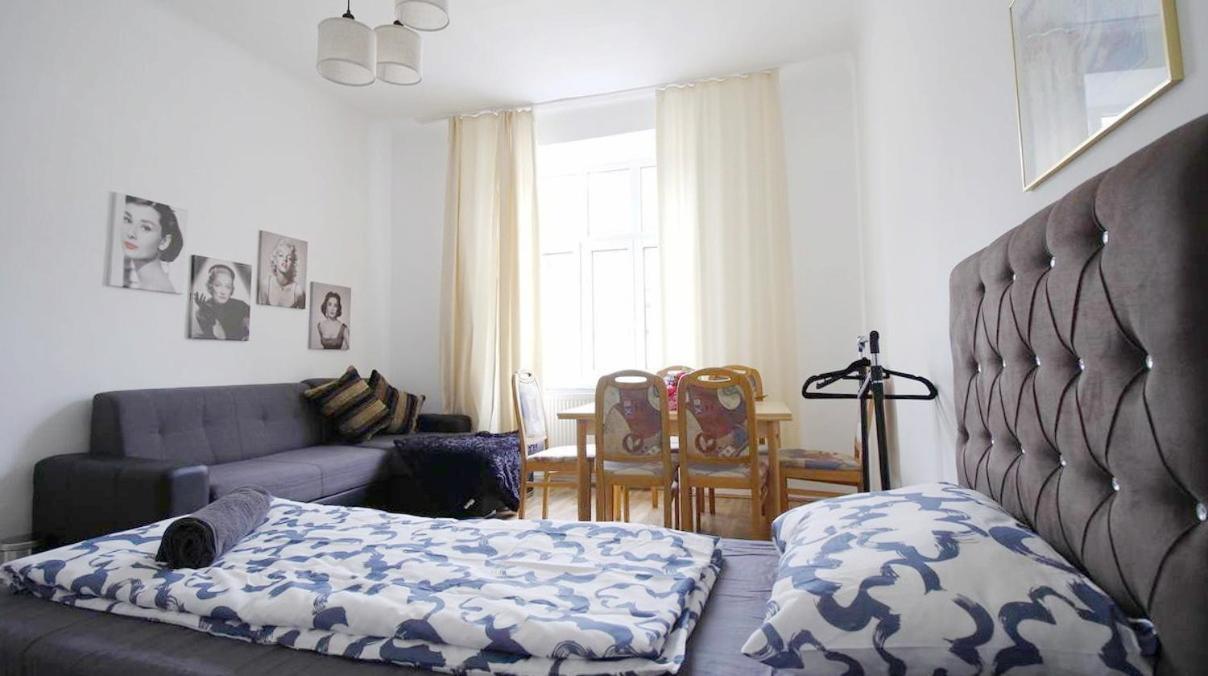 Comfortable Rooms Near Schonbrunn Palace ウィーン エクステリア 写真