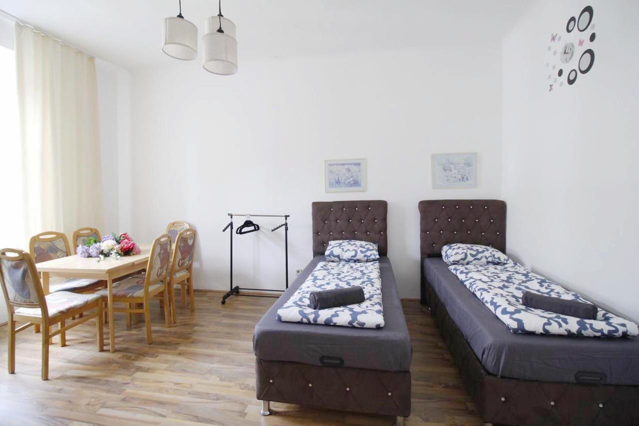 Comfortable Rooms Near Schonbrunn Palace ウィーン エクステリア 写真